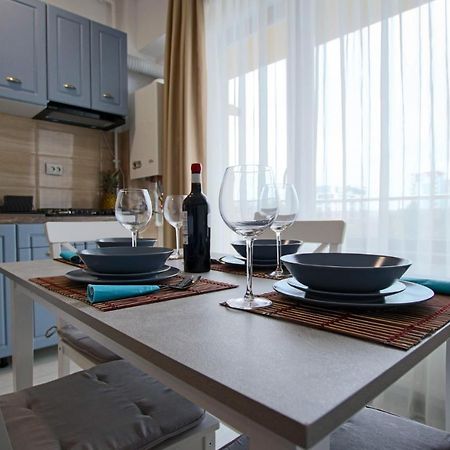 Fratelli Apartments Summerland Mamaia Exterior photo